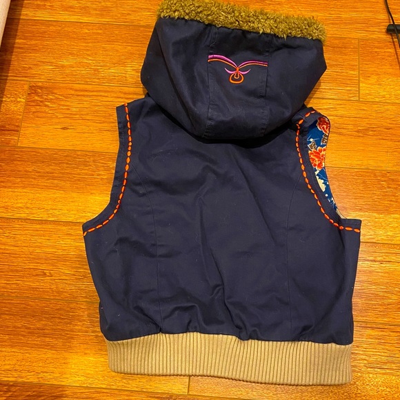 Free People vest with hood - Picture 6 of 6